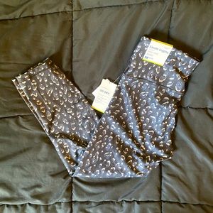 Old Navy high-rise medium petite leggings